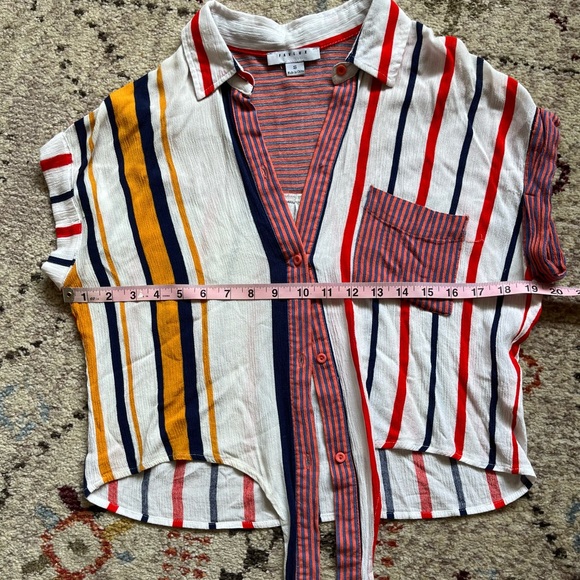 Colorful striped button down top size S - Picture 5 of 5